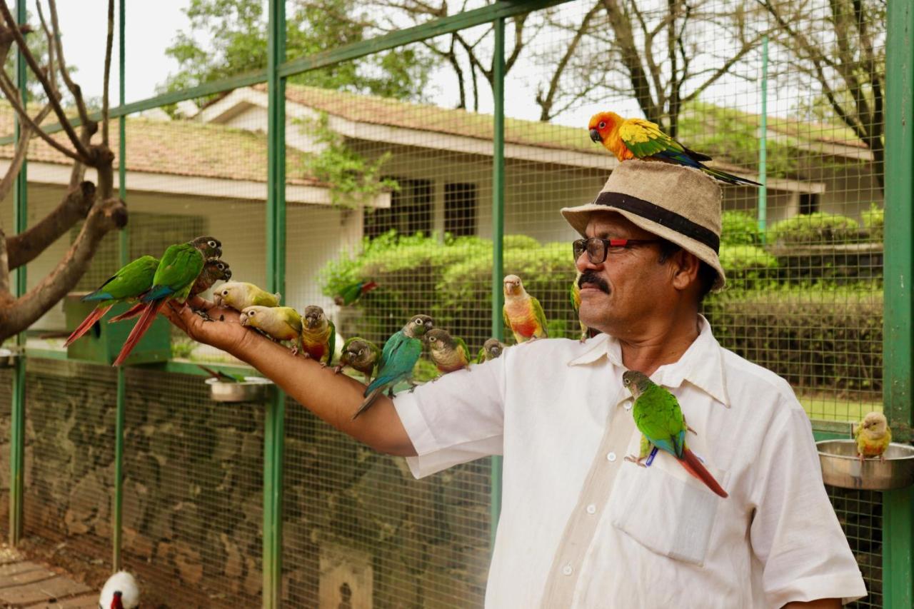 Manas Resort With Petting Zoo, イガットプリ エクステリア 写真